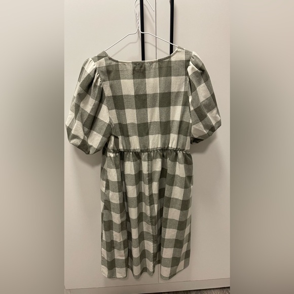 Square Neck Green & White Buffalo Plaid Puff Sleeve Midi Dress - Picture 5 of 7